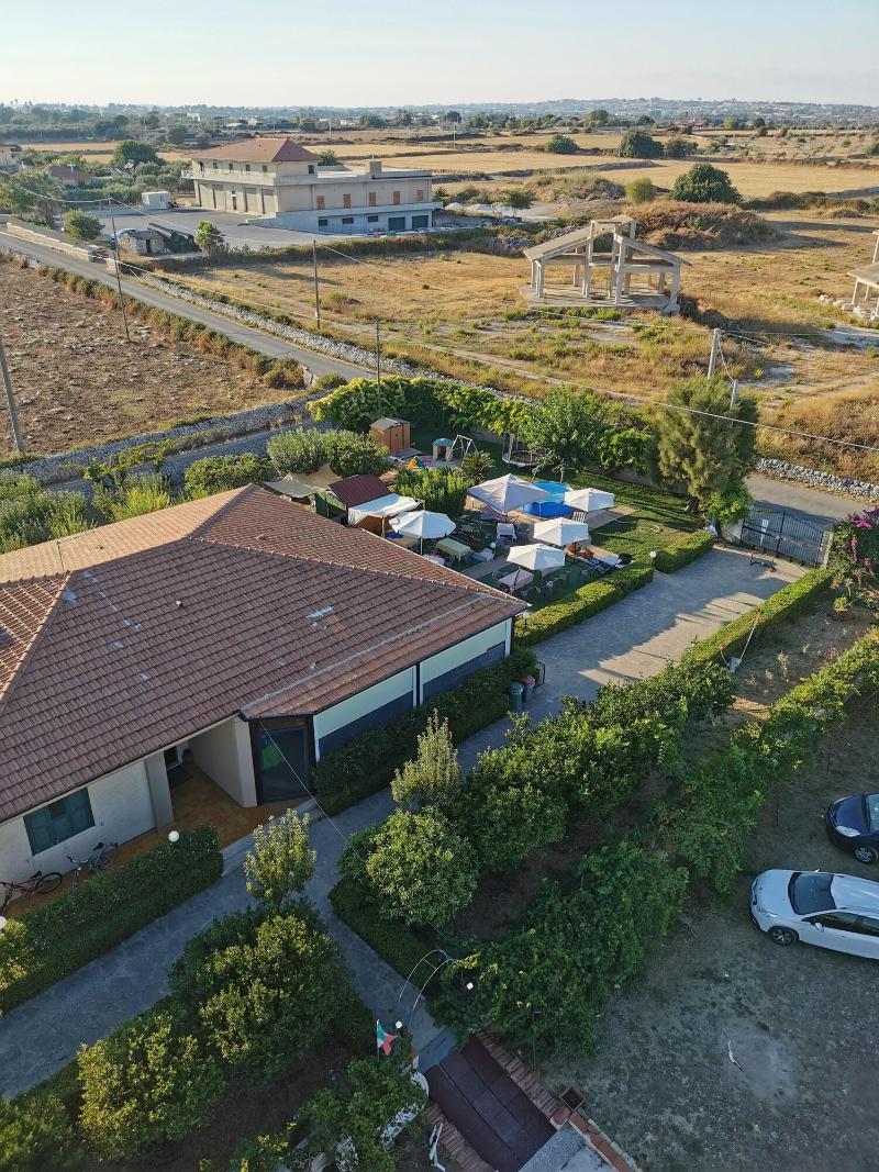 Villa Rosa - Genel