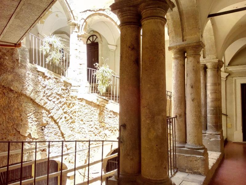 Palazzo Aprile - Genel