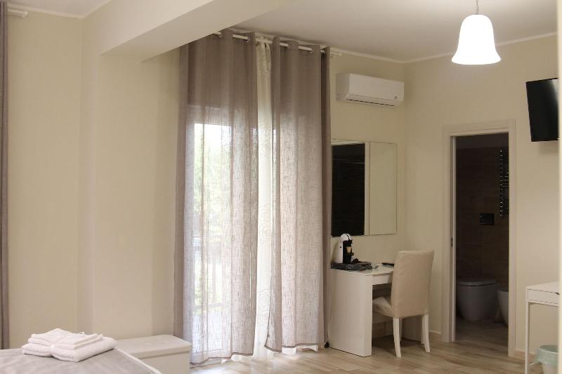 Michelangelo Home B&B - Oda