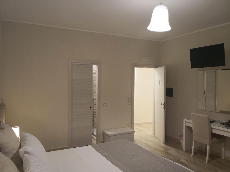 Michelangelo Home B&B - Oda