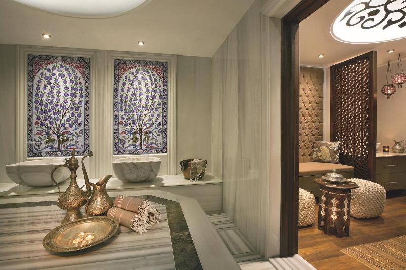 The Ritz-Carlton, Istanbul - Aktivite