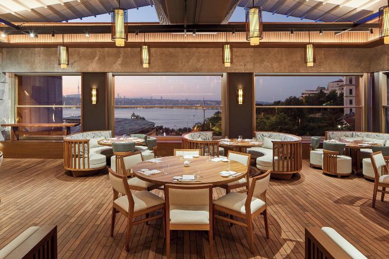 The Ritz-Carlton, Istanbul - Restoran