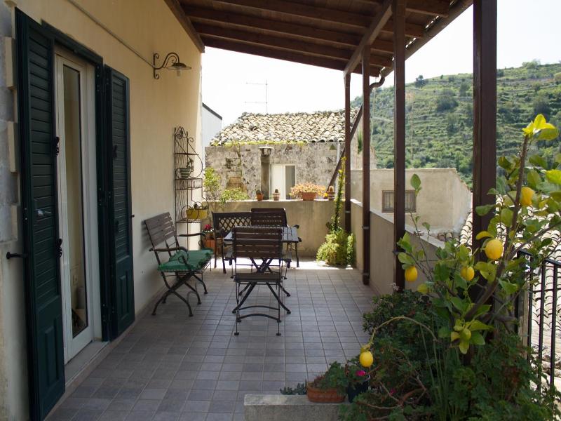 Giardino Di Pietra - Genel