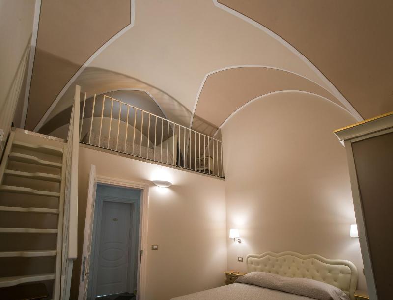 Palazzo Bove - Oda