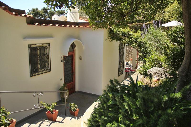 Casa Augusto - Genel