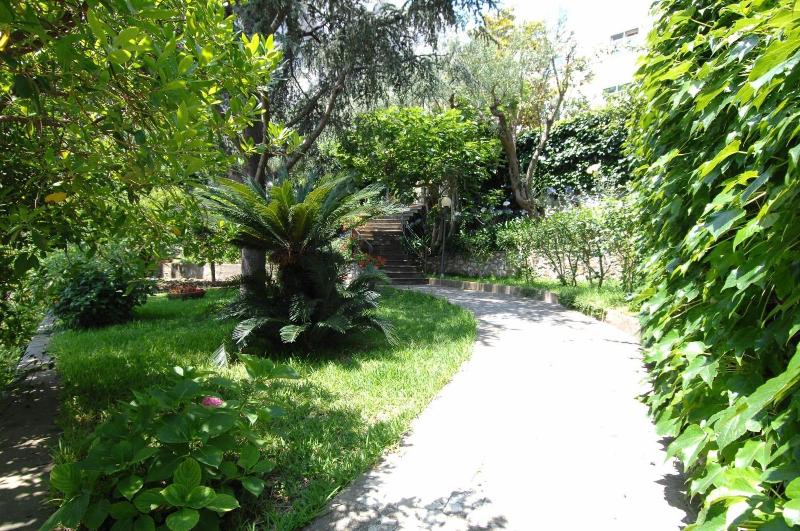 Casa Augusto - Genel