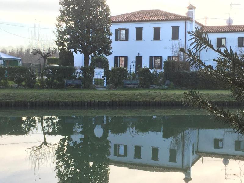Dimora Naviglio B&B - Genel