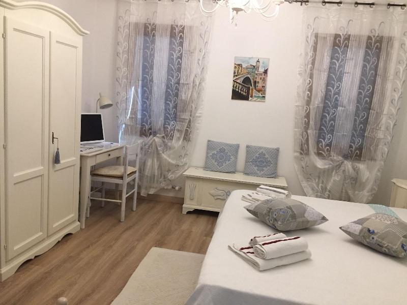 Dimora Naviglio B&B - Oda