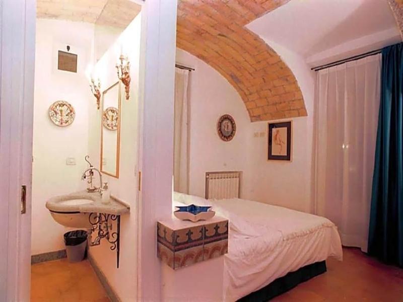 Villino Corbelli - Genel