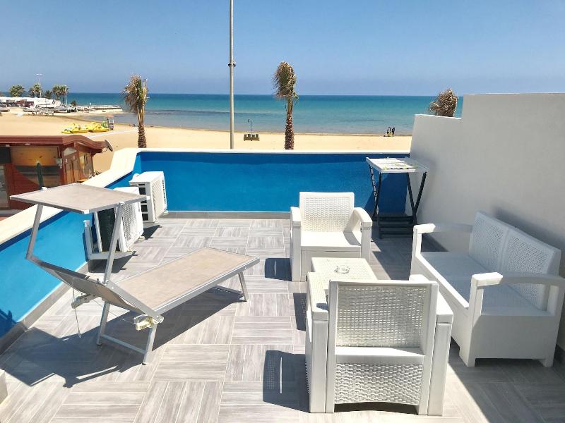 B&B Terrazze Sul Mare - Genel