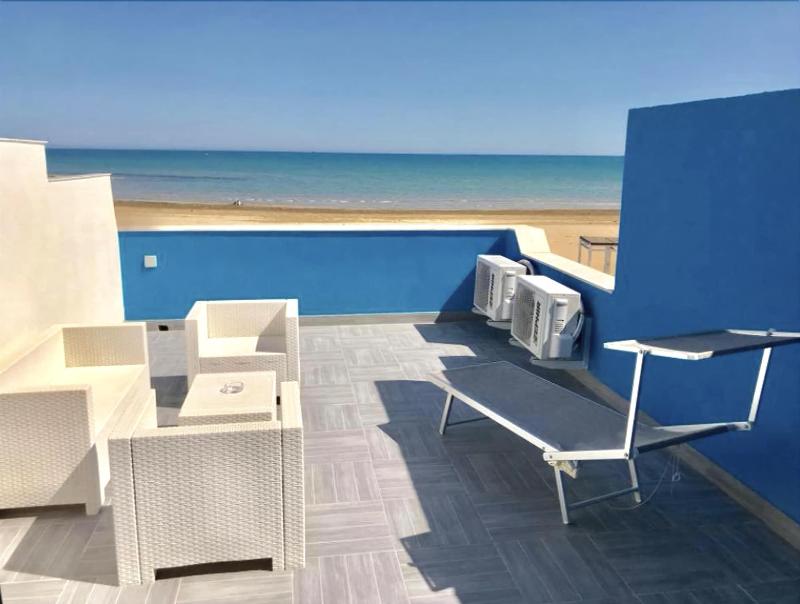B&B Terrazze Sul Mare - Oda