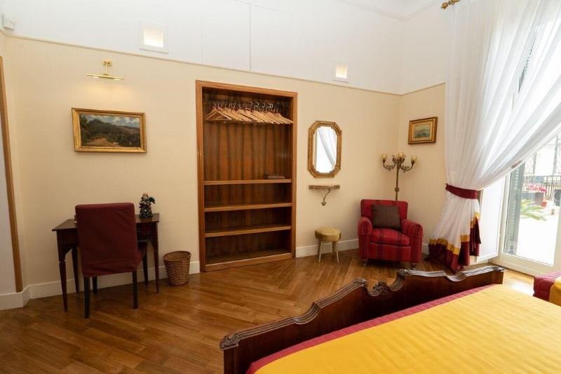Moon Luxury Rooms & Apartments - Oda