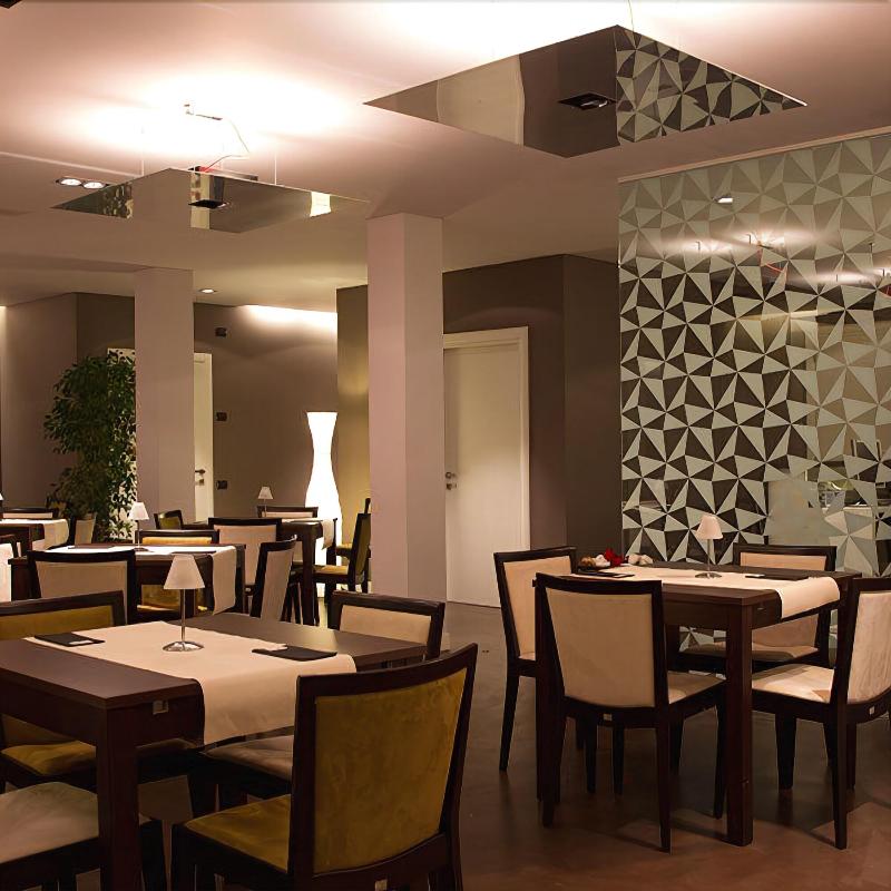 Zara Rooms & Suites - Bar