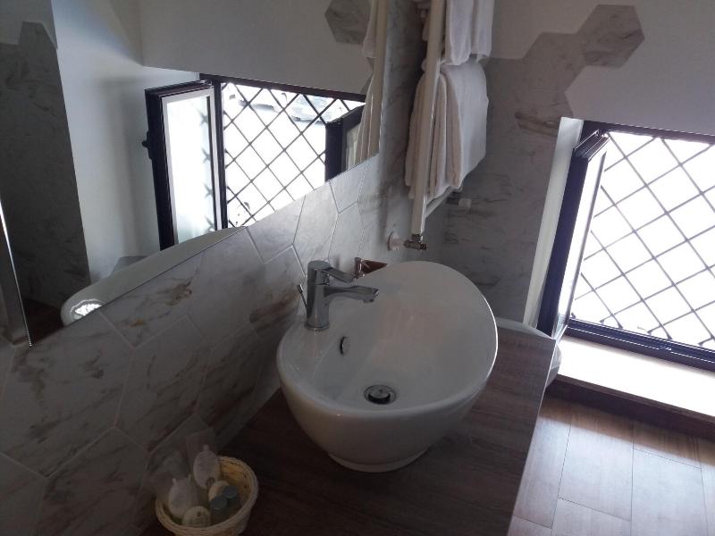 Bb Glicini - Oda