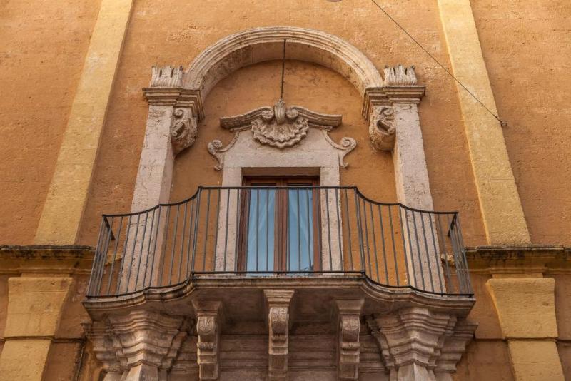 Palazzo De Luca - Genel