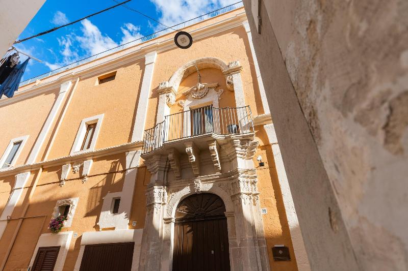 Palazzo De Luca - Genel