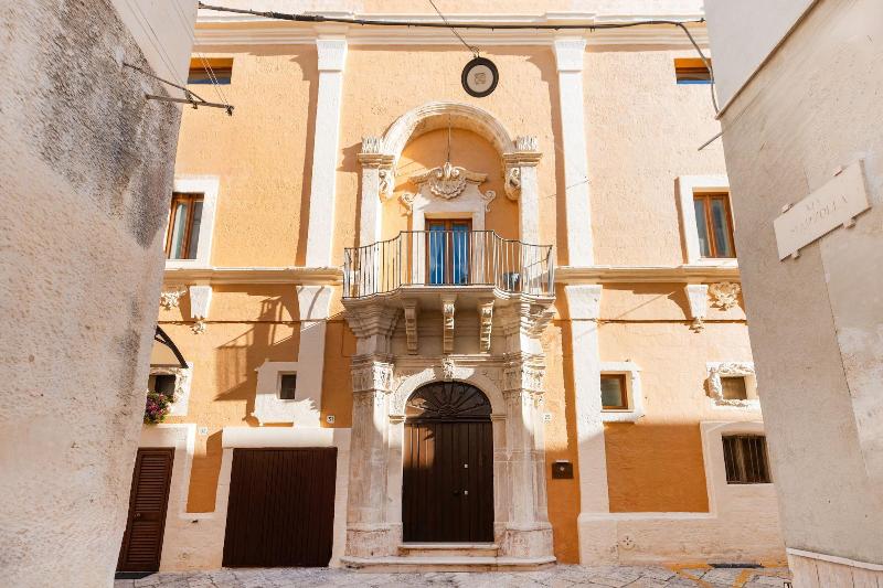 Palazzo De Luca - Genel