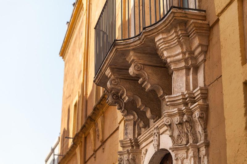 Palazzo De Luca - Genel