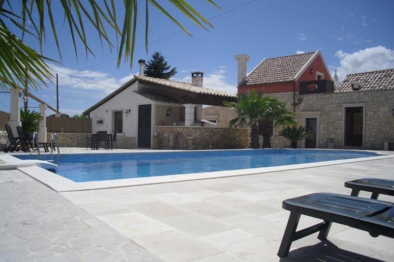 Trulli D'Autore - Aktivite
