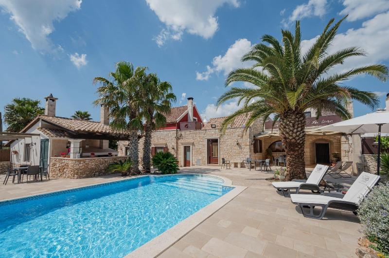 Trulli D'Autore - Aktivite