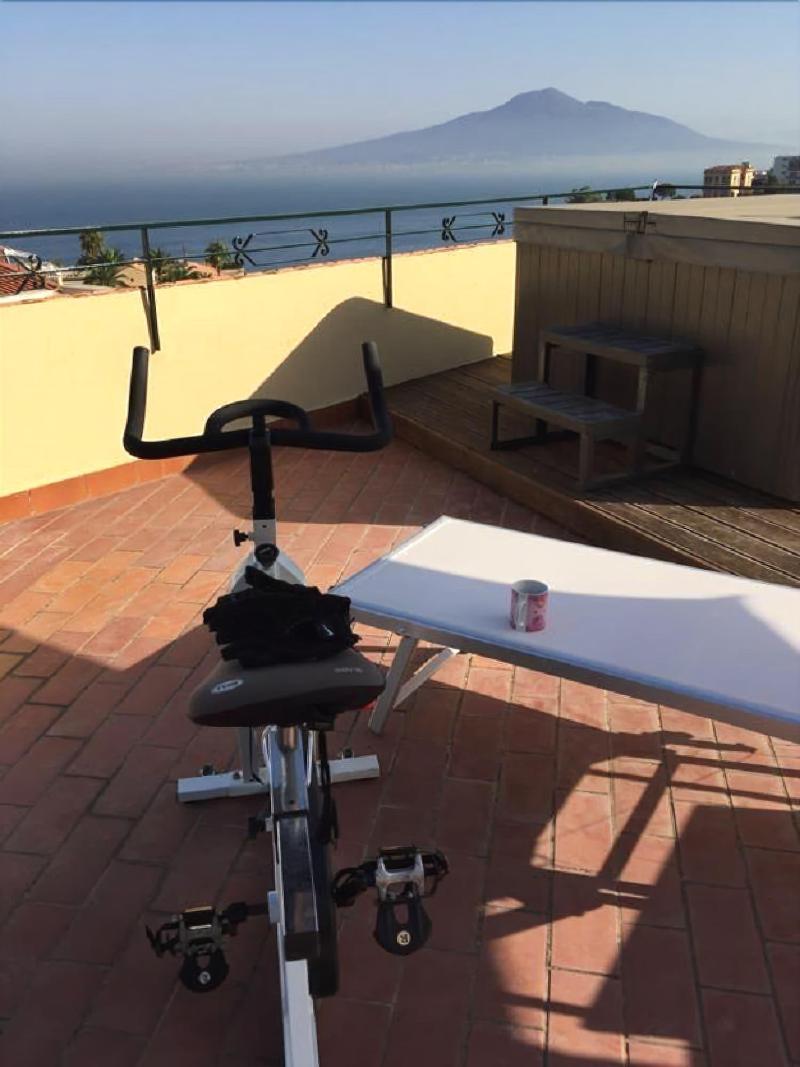 Vesuvio View - Genel