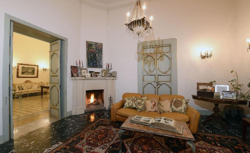 Palazzo Guido - Lobi