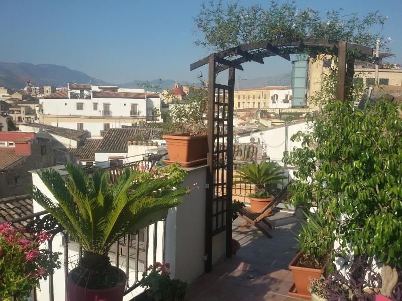 La Terrazza Sul Centro - Teras