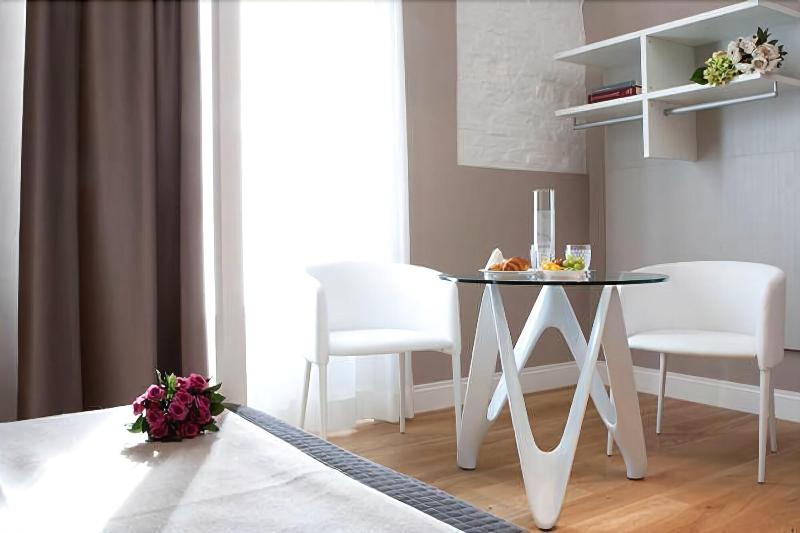 Cardilli Luxury Rooms - Oda