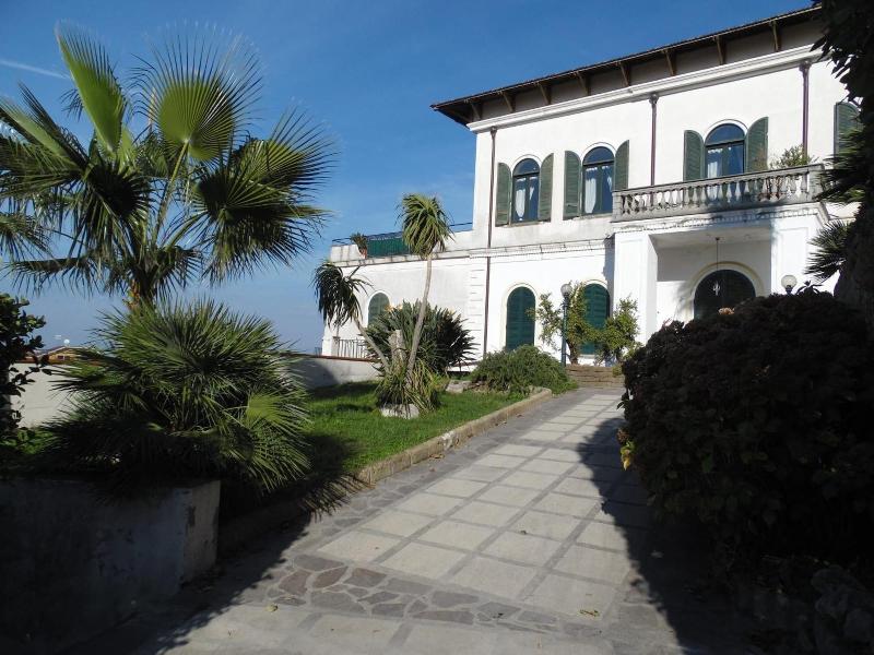 Villa Bianca - Genel