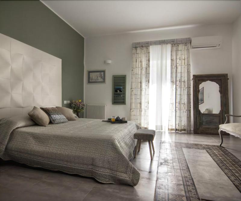 Ad Hoc Rooms - Oda