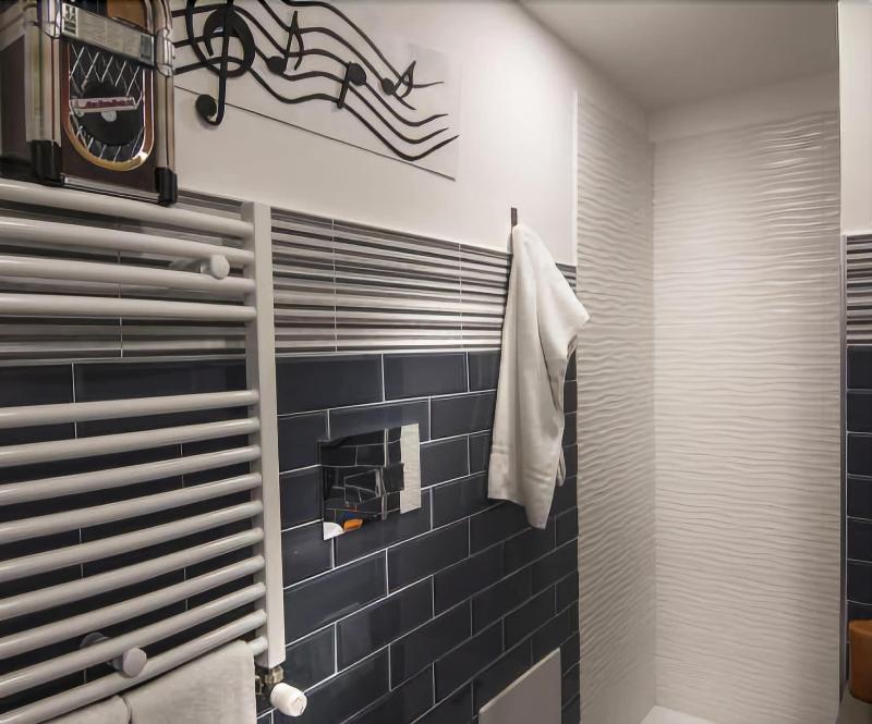 Ad Hoc Rooms - Oda