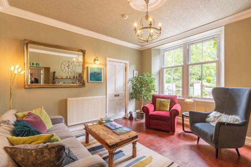 Oakfold House - Lobi
