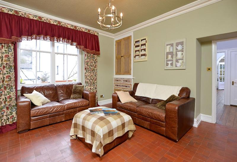Oakfold House - Lobi