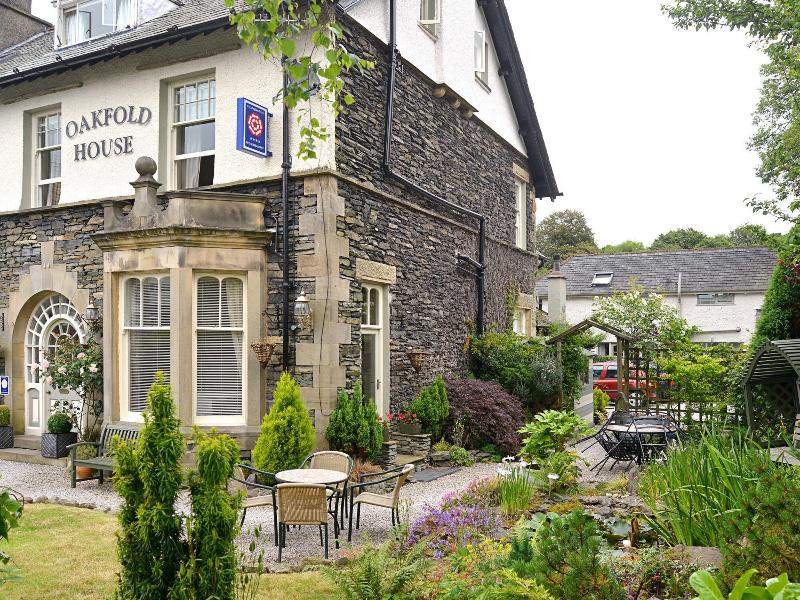 Oakfold House - Genel