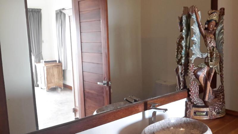 Amed Beach Villa - Oda