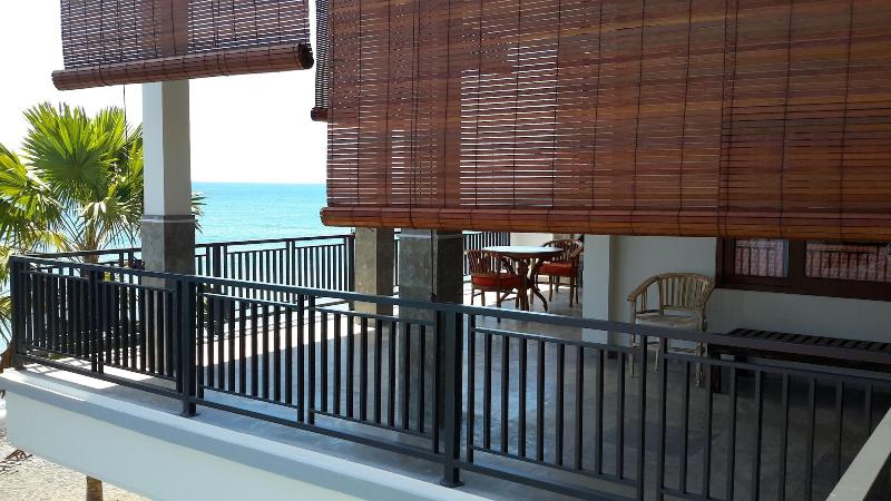 Amed Beach Villa - Oda