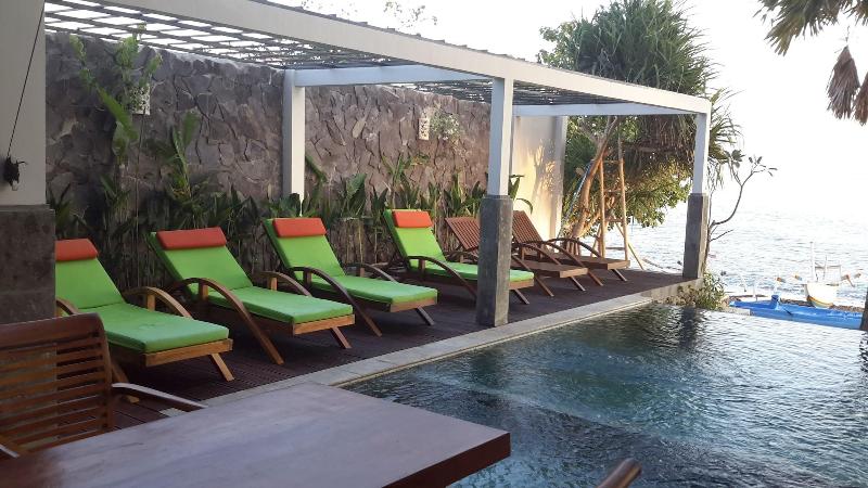 Amed Beach Villa - Teras