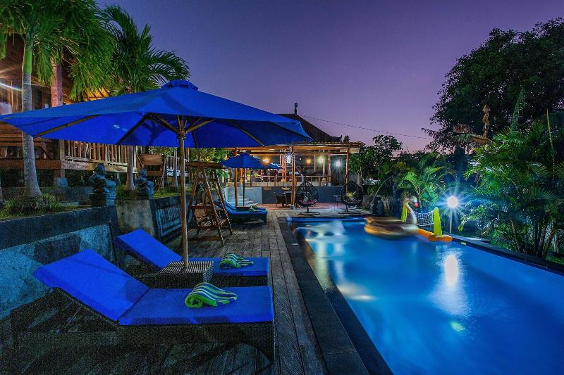 Tatak Bunut Villa Ceningan - Oda
