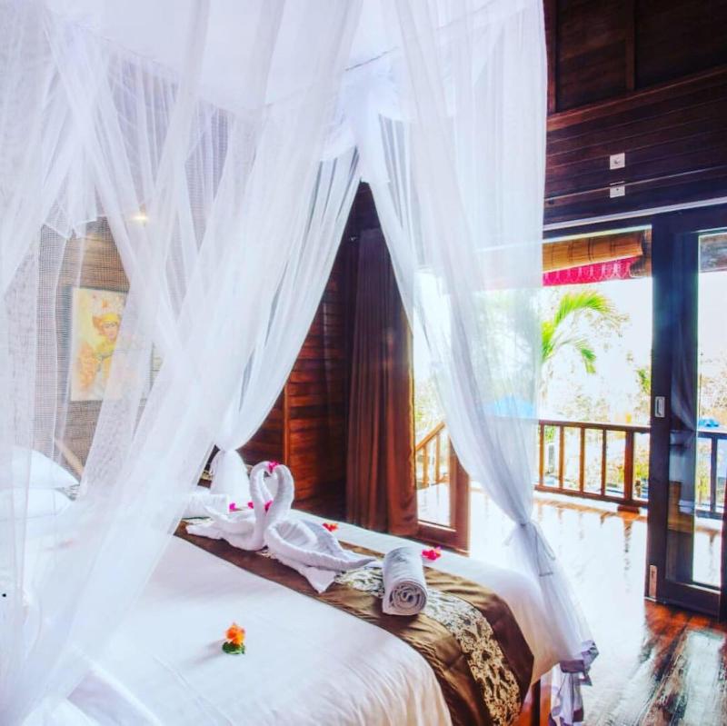 Tatak Bunut Villa Ceningan - Oda