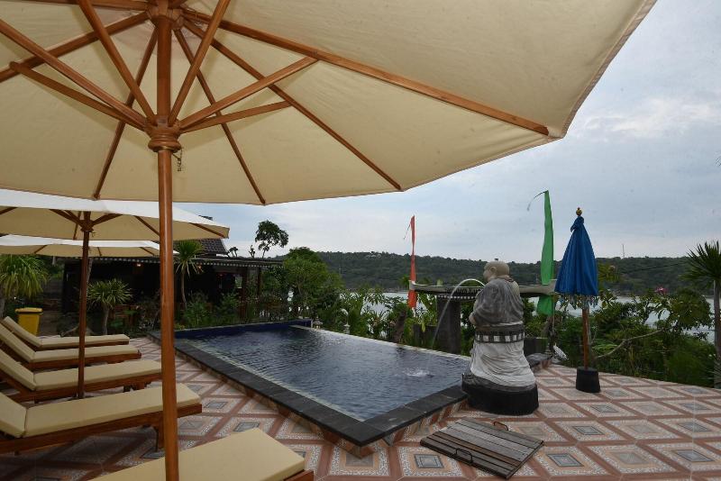 Sunday Huts Lembongan - Aktivite