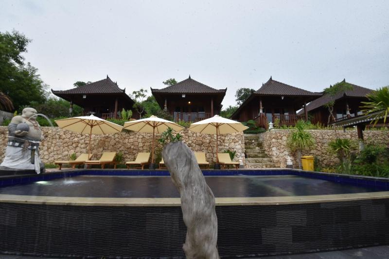 Sunday Huts Lembongan - Aktivite