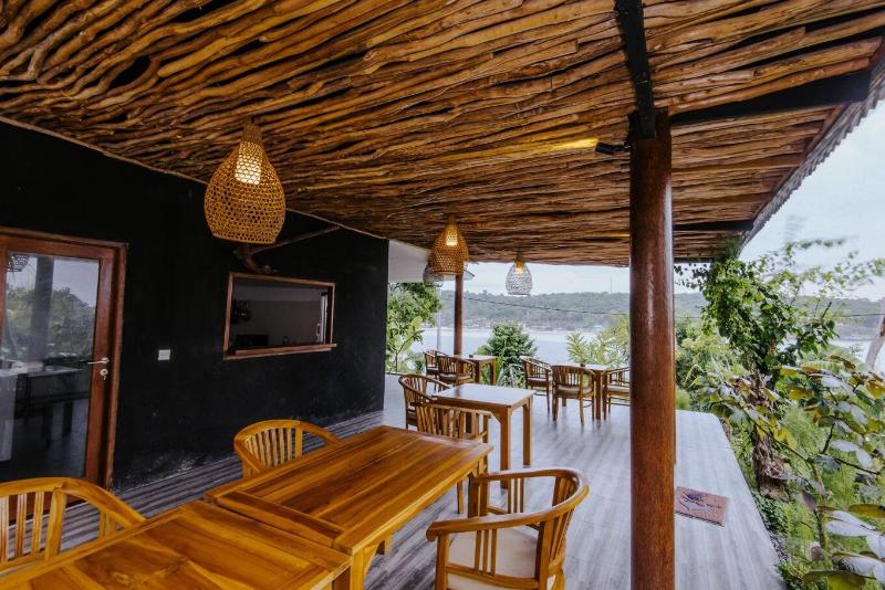Sunday Huts Lembongan - Oda