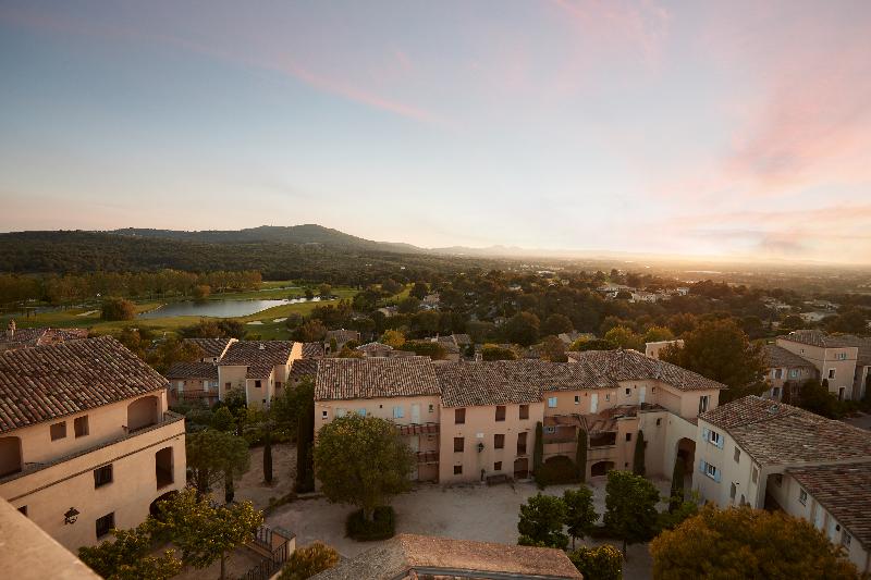 Pierre et Vacances Village Pont Royal en Provence - Genel