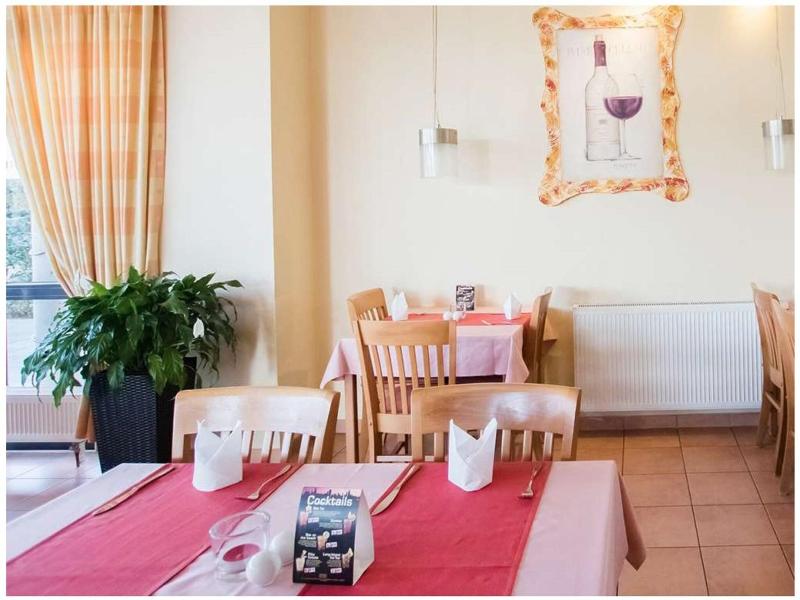 Hotel Manu - Restoran