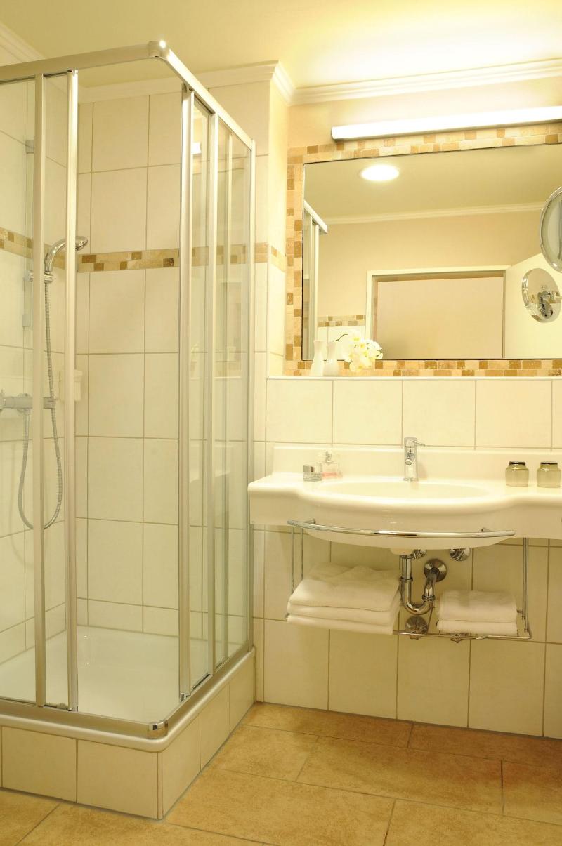 Hotel Zur Post Rohrdorf - Oda