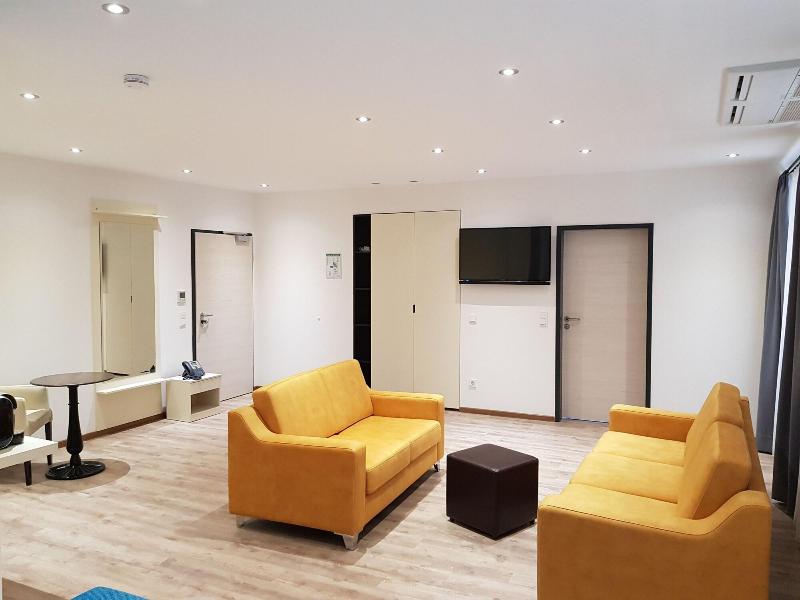 Rheincity Hotel - Oda