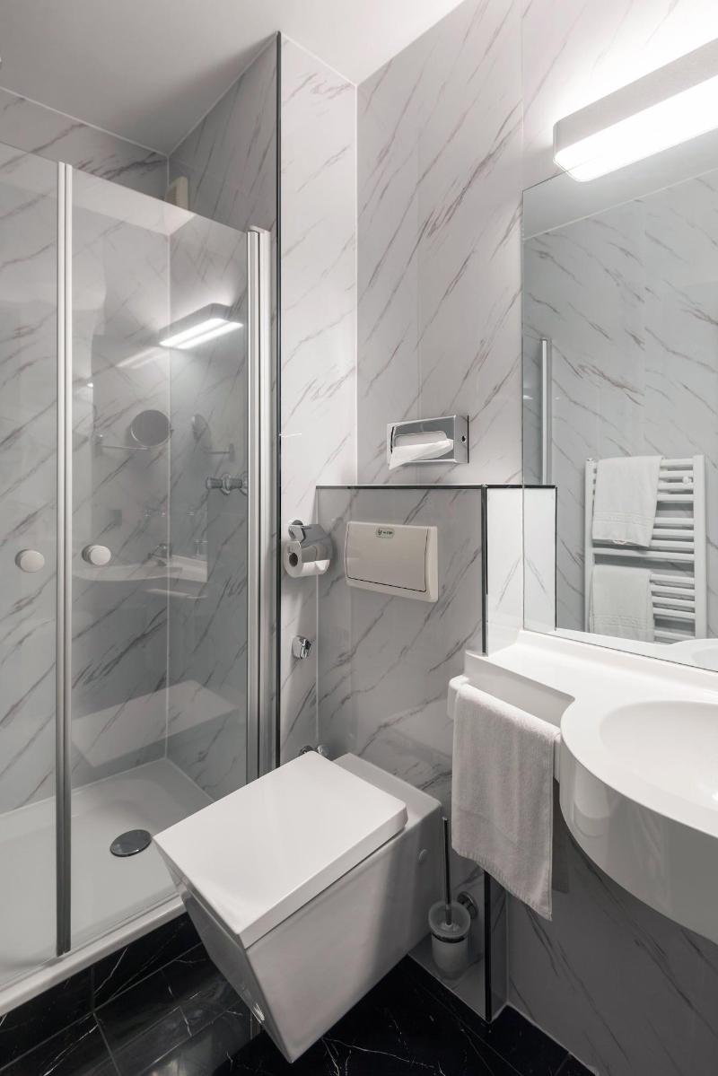 Black Hotels Bonn - Oda