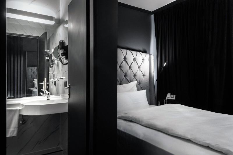 Black Hotels Bonn - Oda