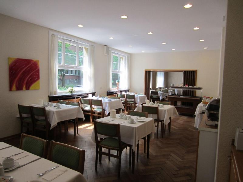 Hotel Gildenhof An Den Westfalenhallen Dortmund - Restoran