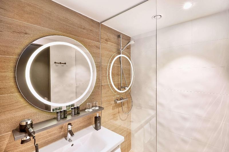 H2 Hotel Leipzig - Oda